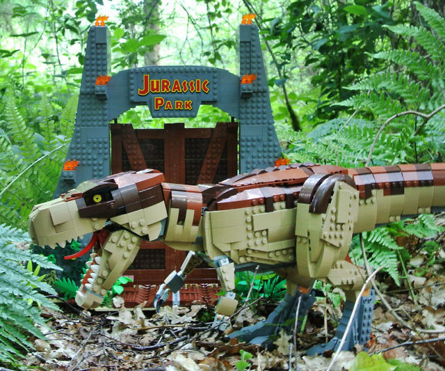 Jurassic Park T-Rex LEGO Set