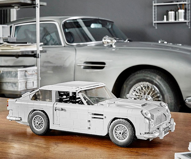 LEGO James Bond Aston Martin