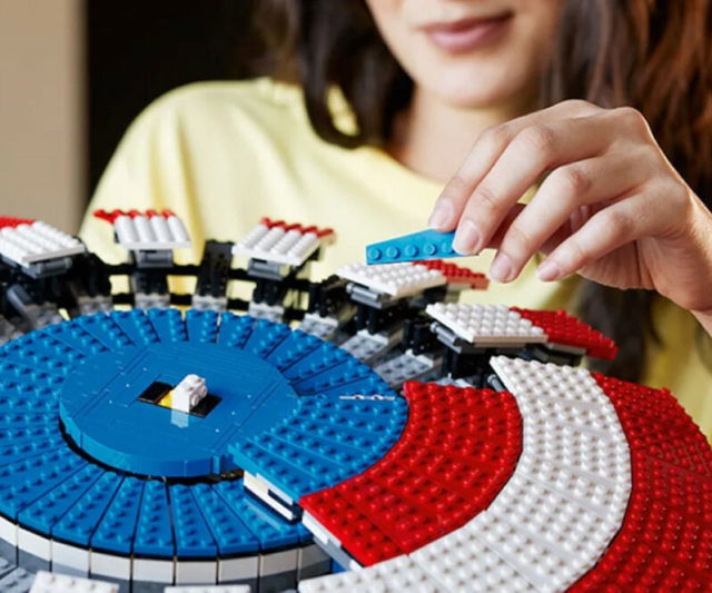 LEGO Captain America Shield Set