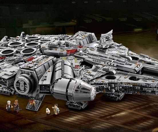 LEGO Millennium Falcon Set