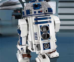 LEGO R2-D2
