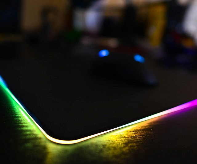 Programmable Light Up Mousepad