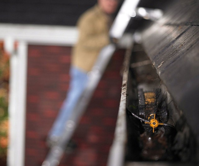 Gutter Cleaning Robot