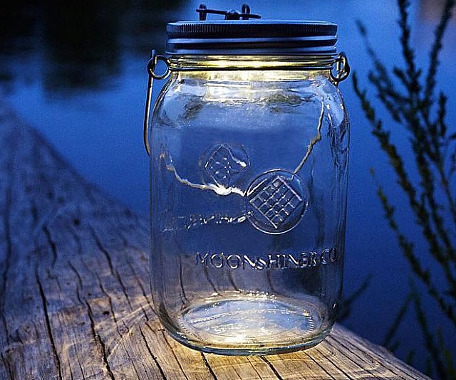Solar Powered Light Up Mason Jar