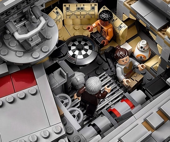 LEGO Millennium Falcon Set