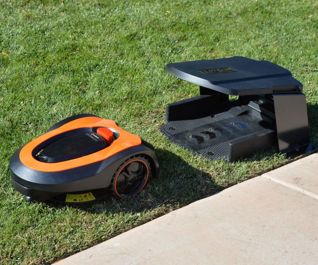 MowRo Autonomous Lawn Mower