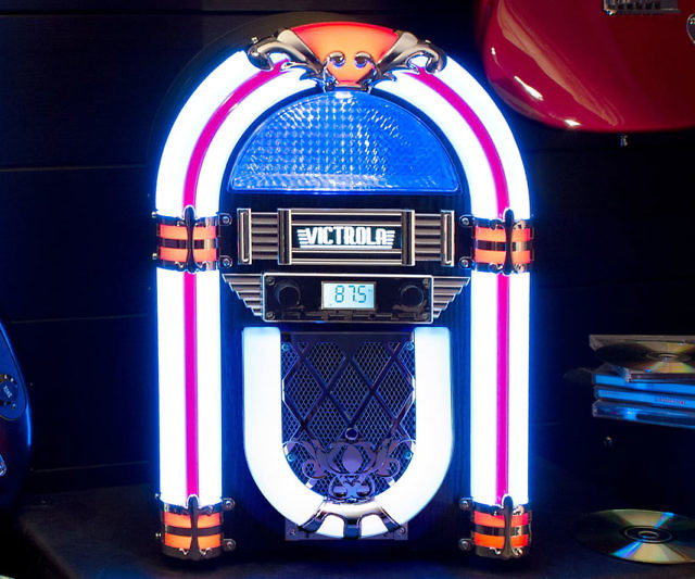 Nostalgic Countertop Jukebox