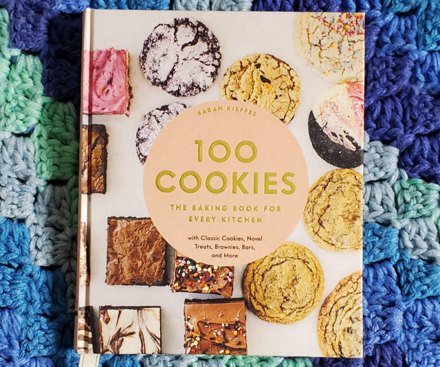 100 Cookies Baking Book