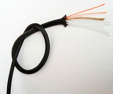 Paracord Survival Tool Bracelet