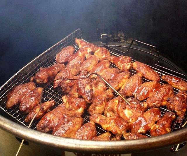 Pit Barrel Cooker