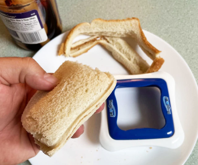 Sandwich Decruster