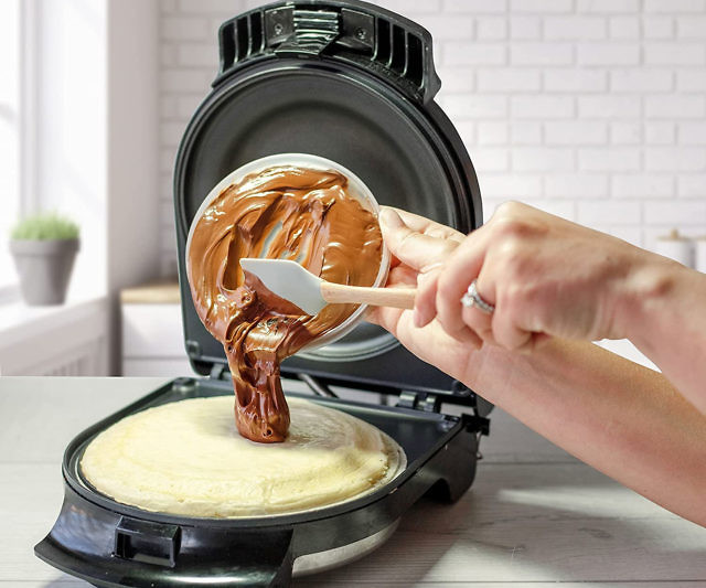 Stuffed Pancake Maker