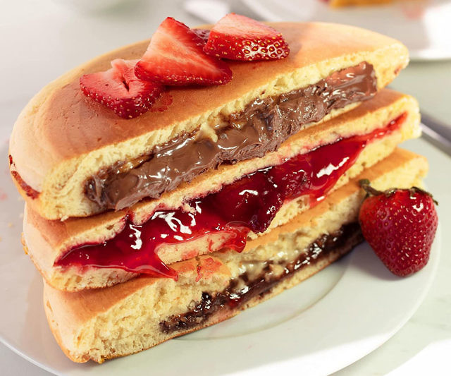 Stuffed Pancake Maker