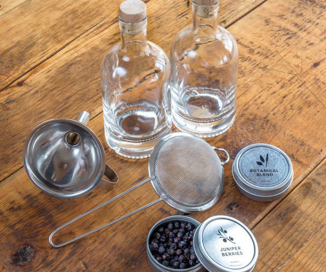 The Homemade Gin Kit