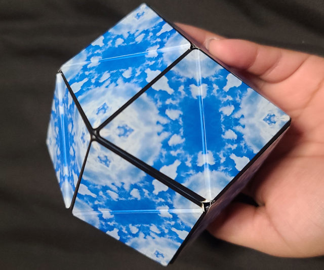 Shashibo Shape Shifting Fidget Cube