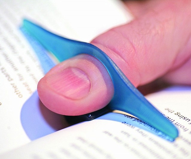 Thumb Ring Book Page Holder