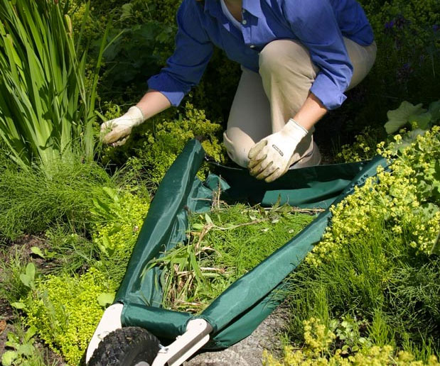 Folding Yard Wheelbarrow