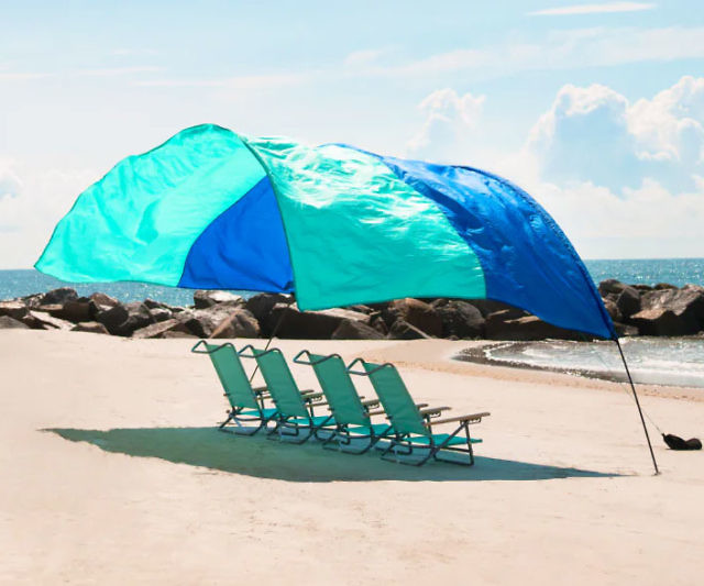 Wind Powered Beach Canopy