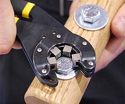 Adjustable Grip Wrench