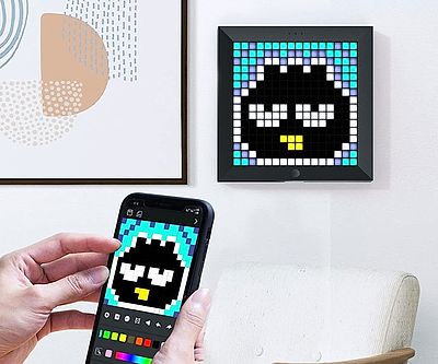 Pixel Art Picture Frame