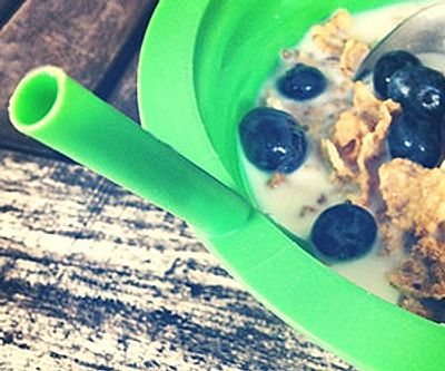 Built-In Straw Cereal Bowl