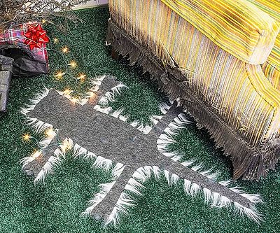 Christmas Vacation Light Up Fried Cat Rug