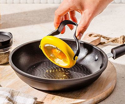 Flip & Serve Egg Ring