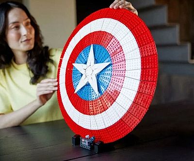 LEGO Captain America Shield Set