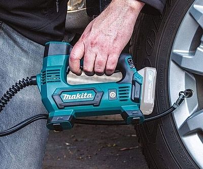Makita Cordless Tire Inflator