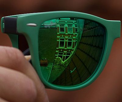 Folding Ray-Ban Sunglasses