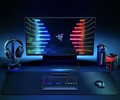 Razer Strider Gaming Mousepad
