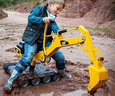 Ride-On 360-Degree Excavator Digger