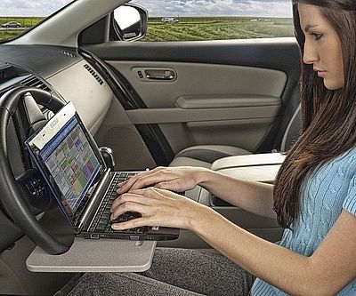 Steering Wheel Workstation