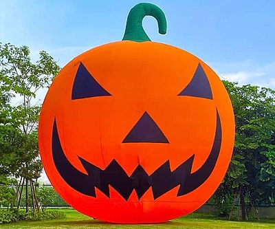 The 40 Foot Halloween Pumpkin